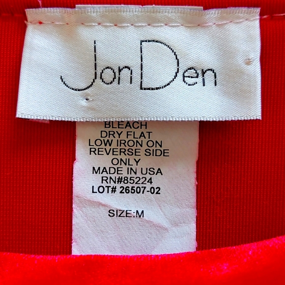 Jon Den Red Velvet Fitted Top - Picture 2 of 6